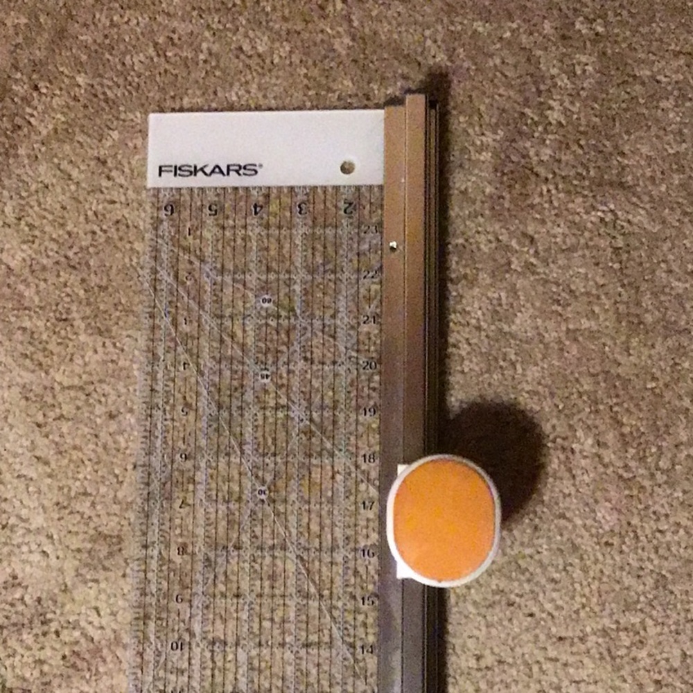 Fiskars Ruler & Rotary Cutter EUC